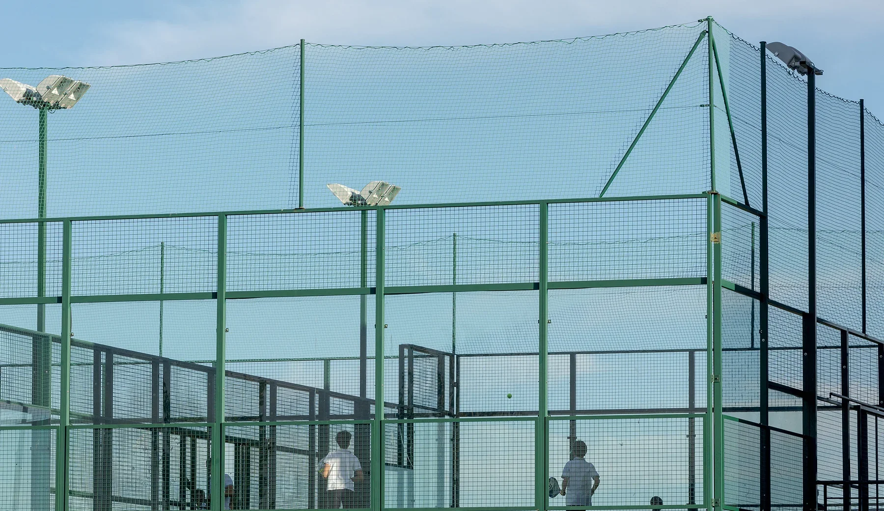 Padel Courts Everest